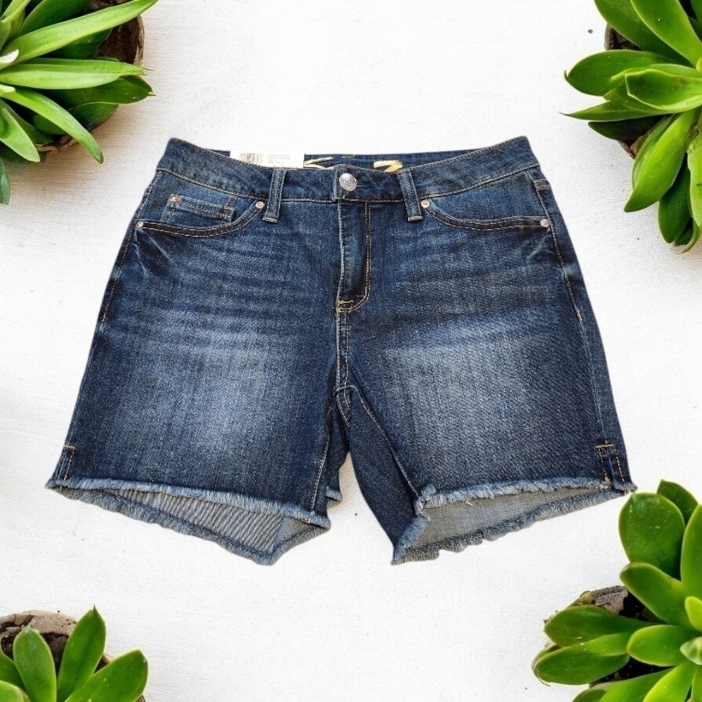 Seven7 Weekend Shorts Denim Jean Cutoff 5" Shorts Frayed Hem, Size 6 NWT
